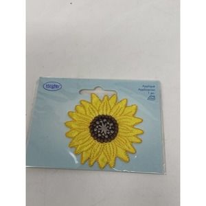 Wrights Iron On Appliqué Patch NEW 2007 Sunflower Flower Nature